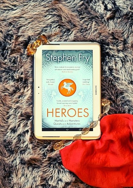 Book cover - Heroes - Stephen Fry